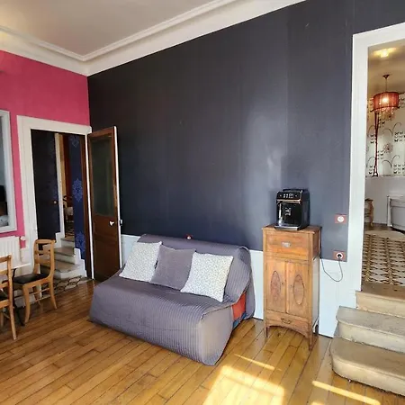 Les Caudalies Apartment *